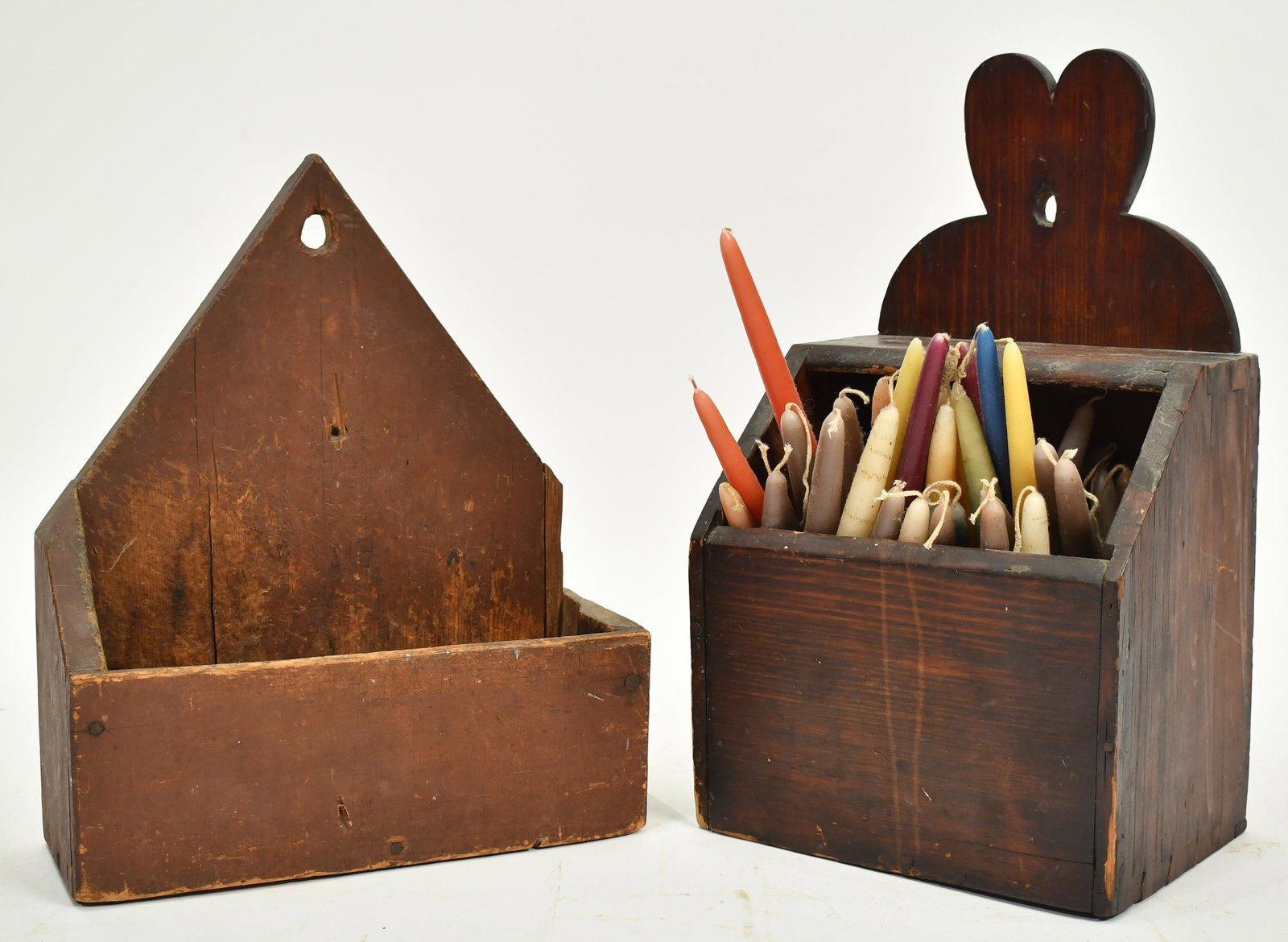 TWO EARLY COUNTRY WALL BOXES. (1 of 9)