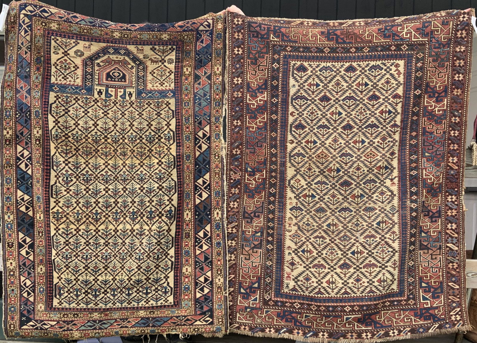 ANTIQUE SCATTER AND PRAYER RUG. (1 of 9)