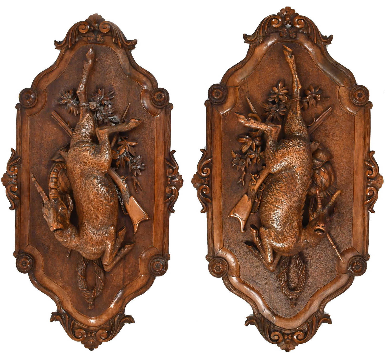EXCEPTIONAL BLACK FOREST WALL PLAQUES. (1 of 10)