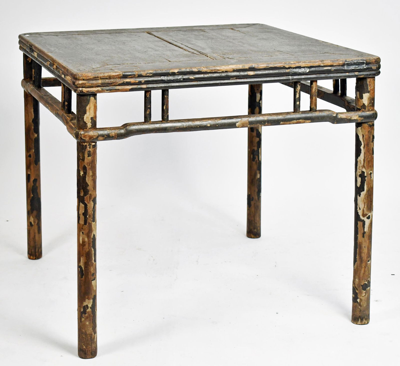 ANTIQUE CHINESE LACQUERED TABLE. (1 of 7)