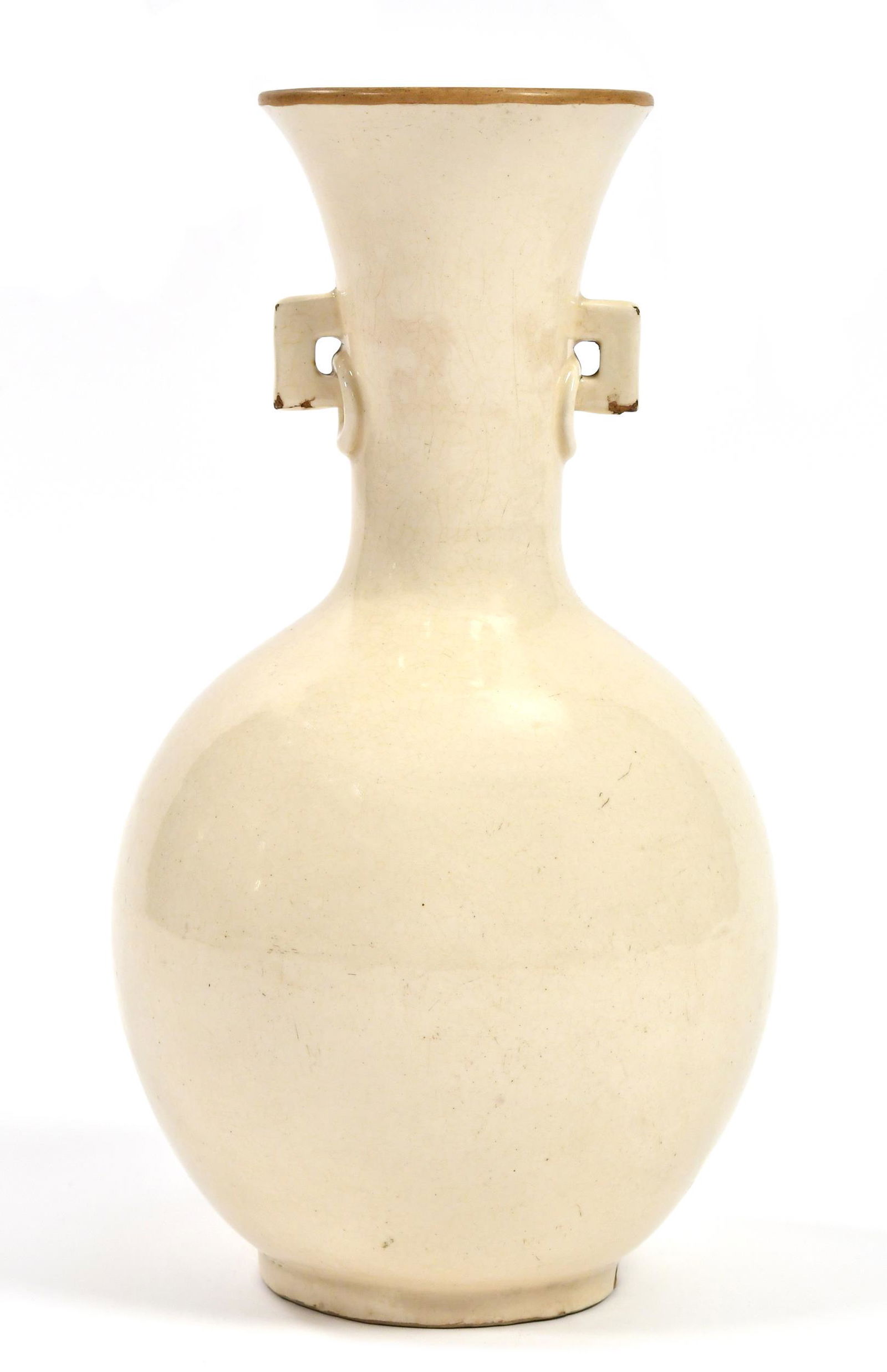 EARLY WHITE GLAZED CHINESE VASE. (1 of 5)