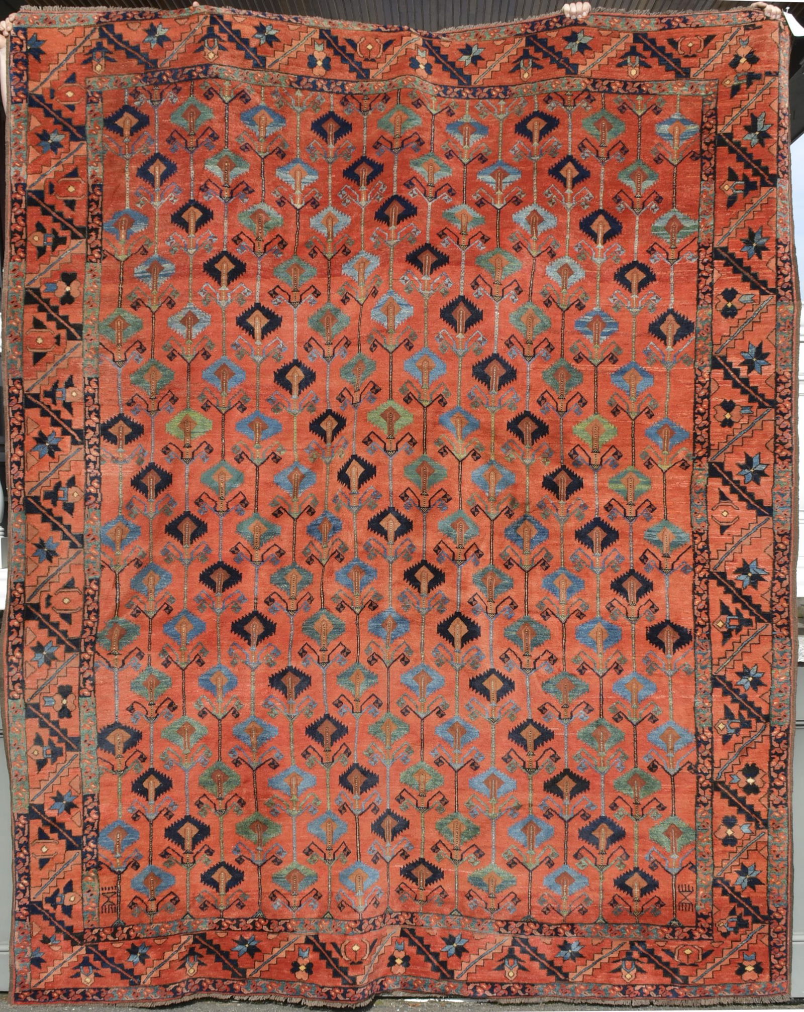 ANTIQUE ROOM SIZE ORIENTAL RUG. (1 of 7)