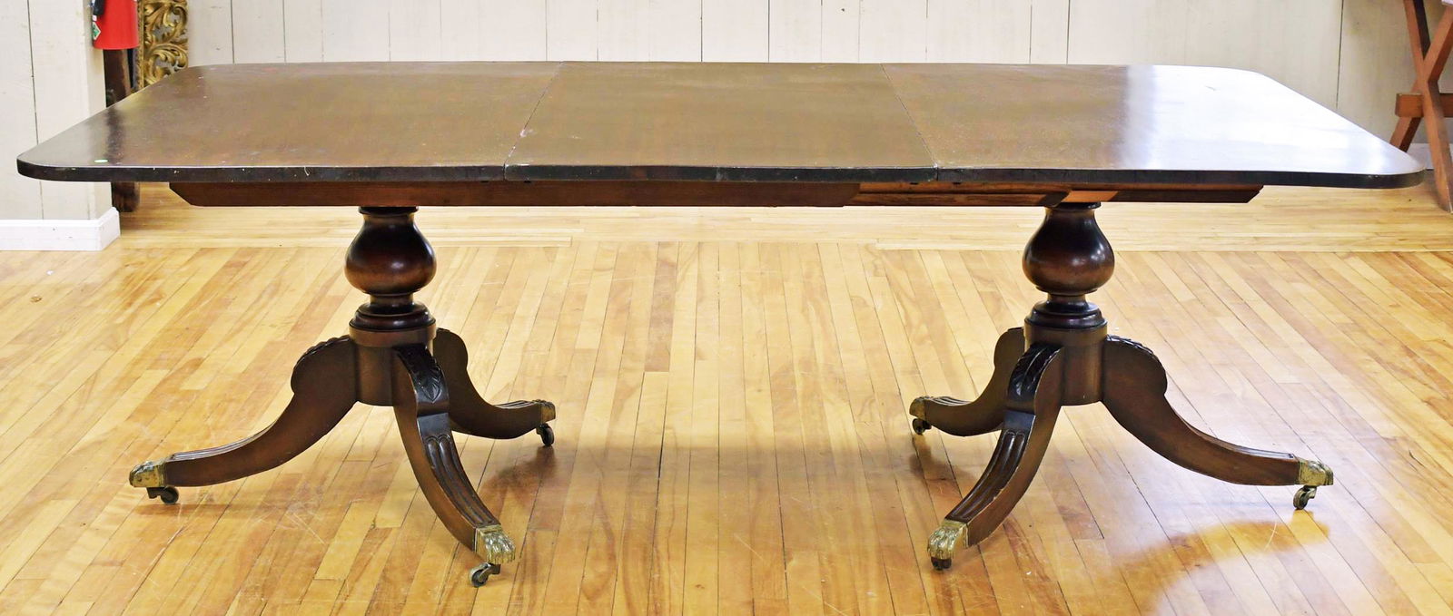 19TH C. REGENCY  DOUBLE PEDESTAL DINING TABLE. (1 of 4)