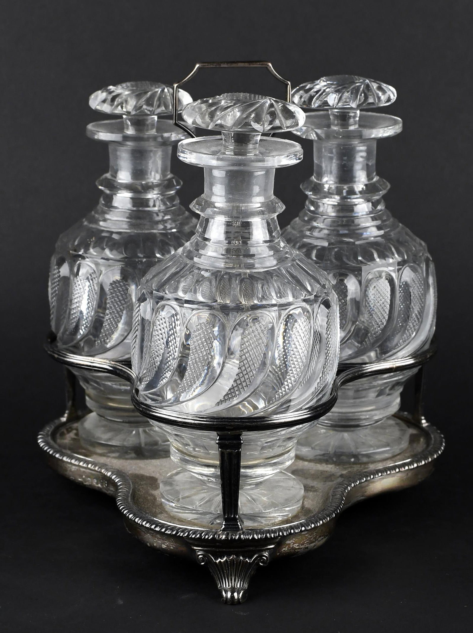 ANTIQUE ENGLISH STERLING SILVER TANTALUS. (1 of 6)