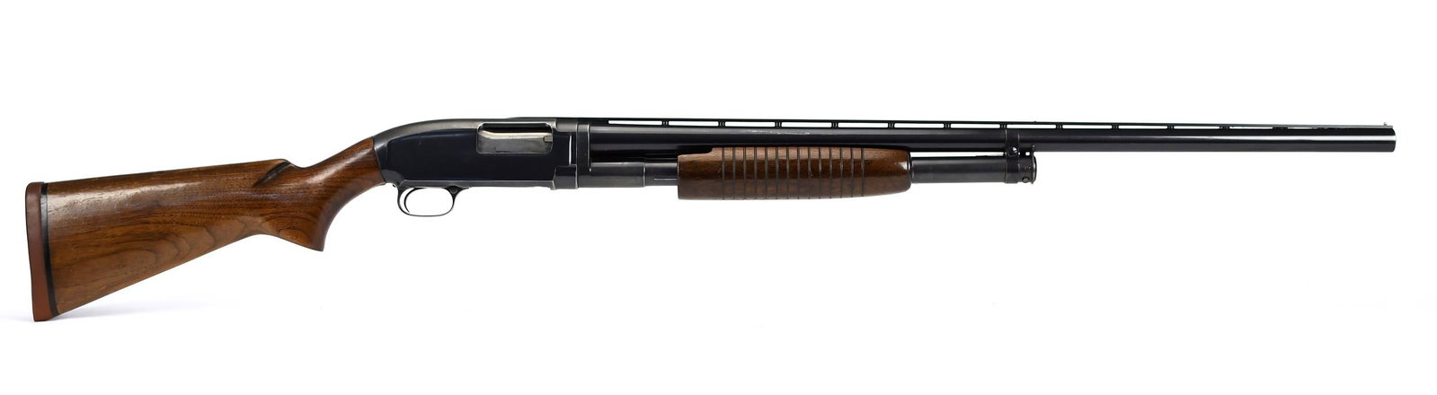 WINCHESTER MODEL 12 PUMP ACTION 12 GAUGE SHOTGUN.: Winchester model 12 full, pump action shotgun, 12 gauge, SN1622773. Overall 49”L, barrel 30”L. T-439. *NICS Background check required unless FFL or C&R exempt, out of state buyers must shi