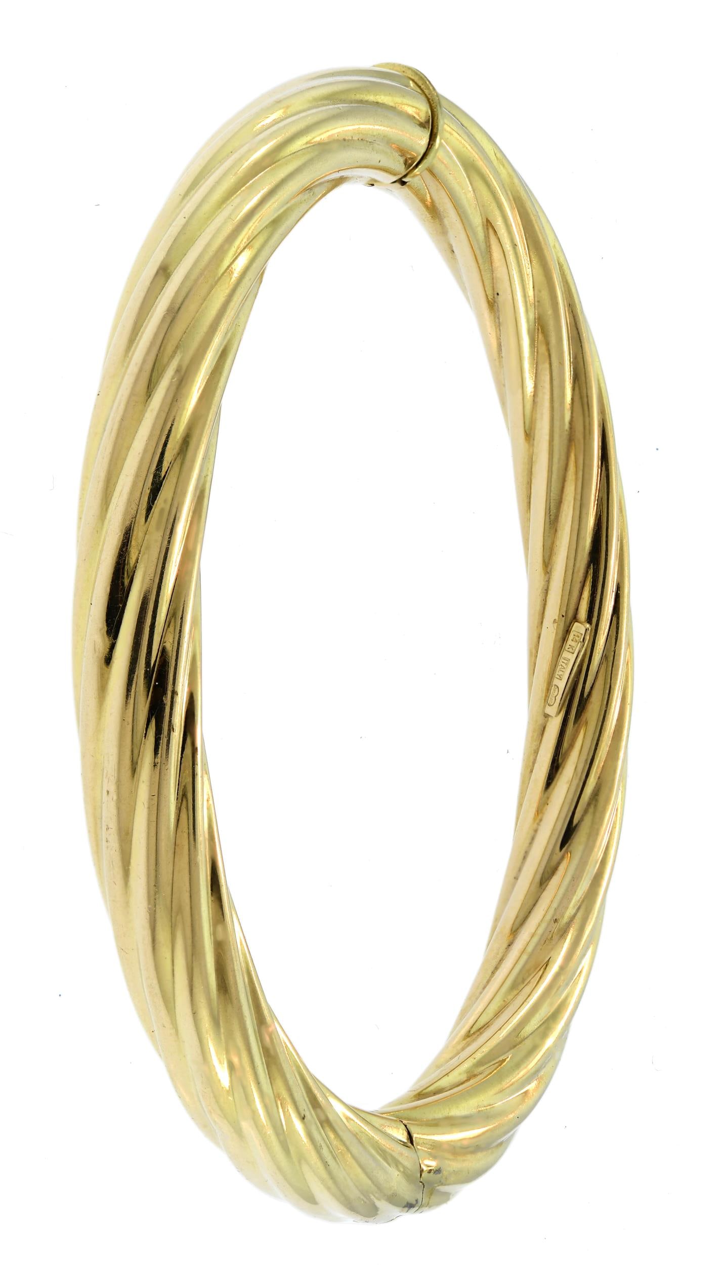 14K YELLOW GOLD HINGED BANGLE. (1 of 6)