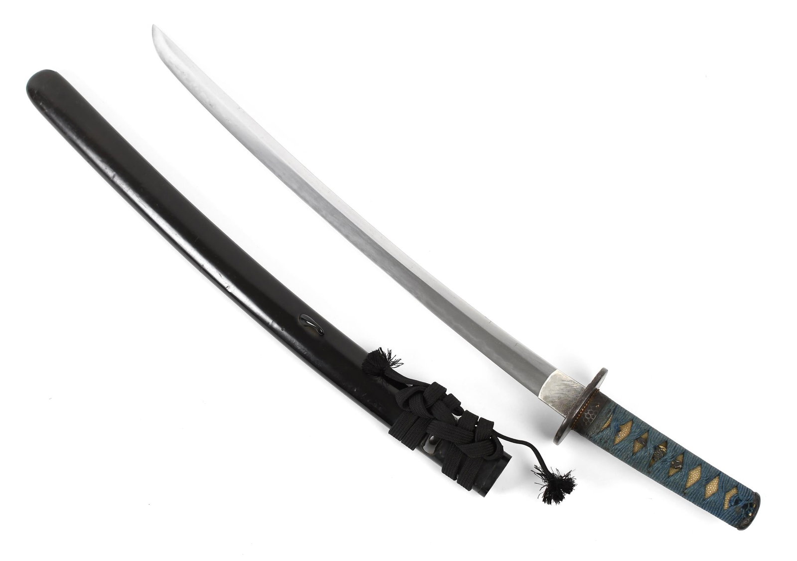 ANTIQUE JAPANESE KOTO WAKIZASHI, WILD HAMON.: A ca. 1400-1600s 18.5” nagasa Koto wakizashi, with wild midare (Soshu?) hamon, including wild boshi. Hada indeterminate, with Shakudo & gold dragon menuki, beehive design fuchi kashira, 27.25