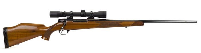 WEATHERBY MARK V 300 H&H MAG W/SCOPE.