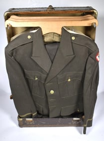 WW2 US ARMY AIR CORPS OFFICERS UNIFORMS & CASE