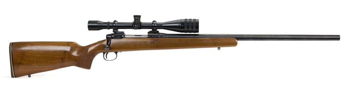 SAVAGE MODEL 112 220 SWIFT CAL W/WEAVER T16 SCOPE