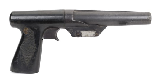 WWII SIGNAL/FLARE PISTOL.