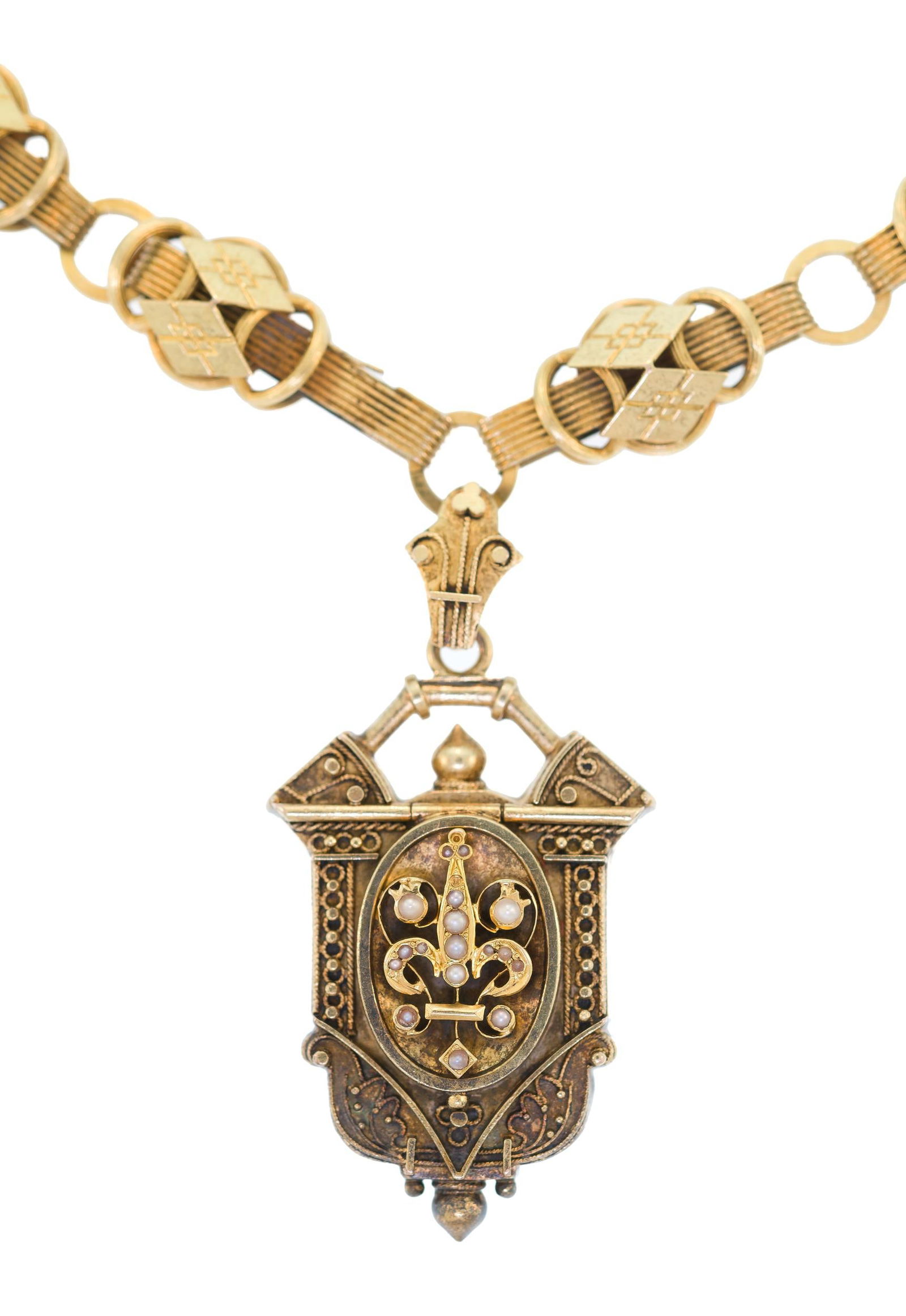 ANTIQUE VICTORIAN 14K GOLD PENDANT AND CHAIN. (1 of 10)