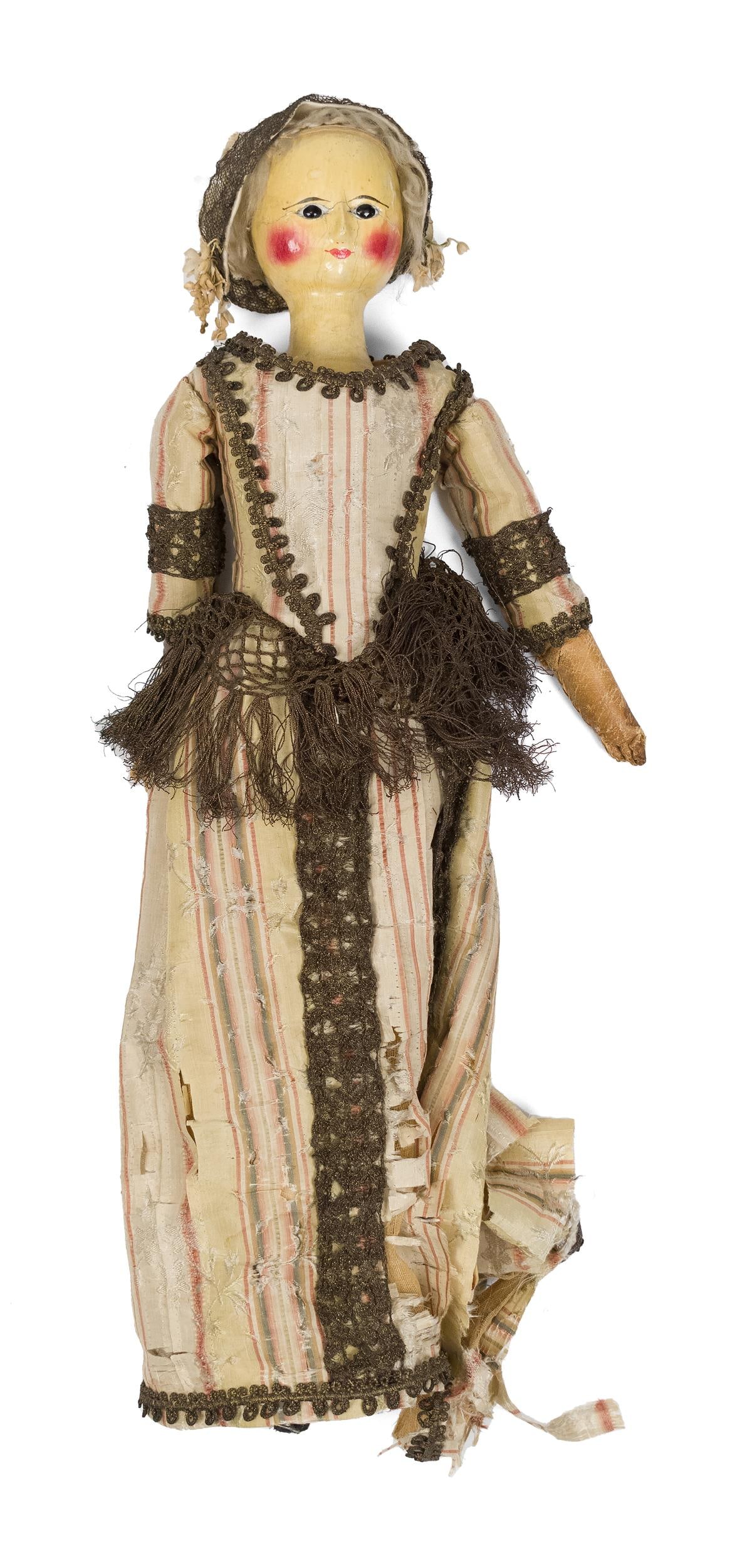 18TH C. ENGLISH QUEEN ANNE DOLL. (1 of 5)