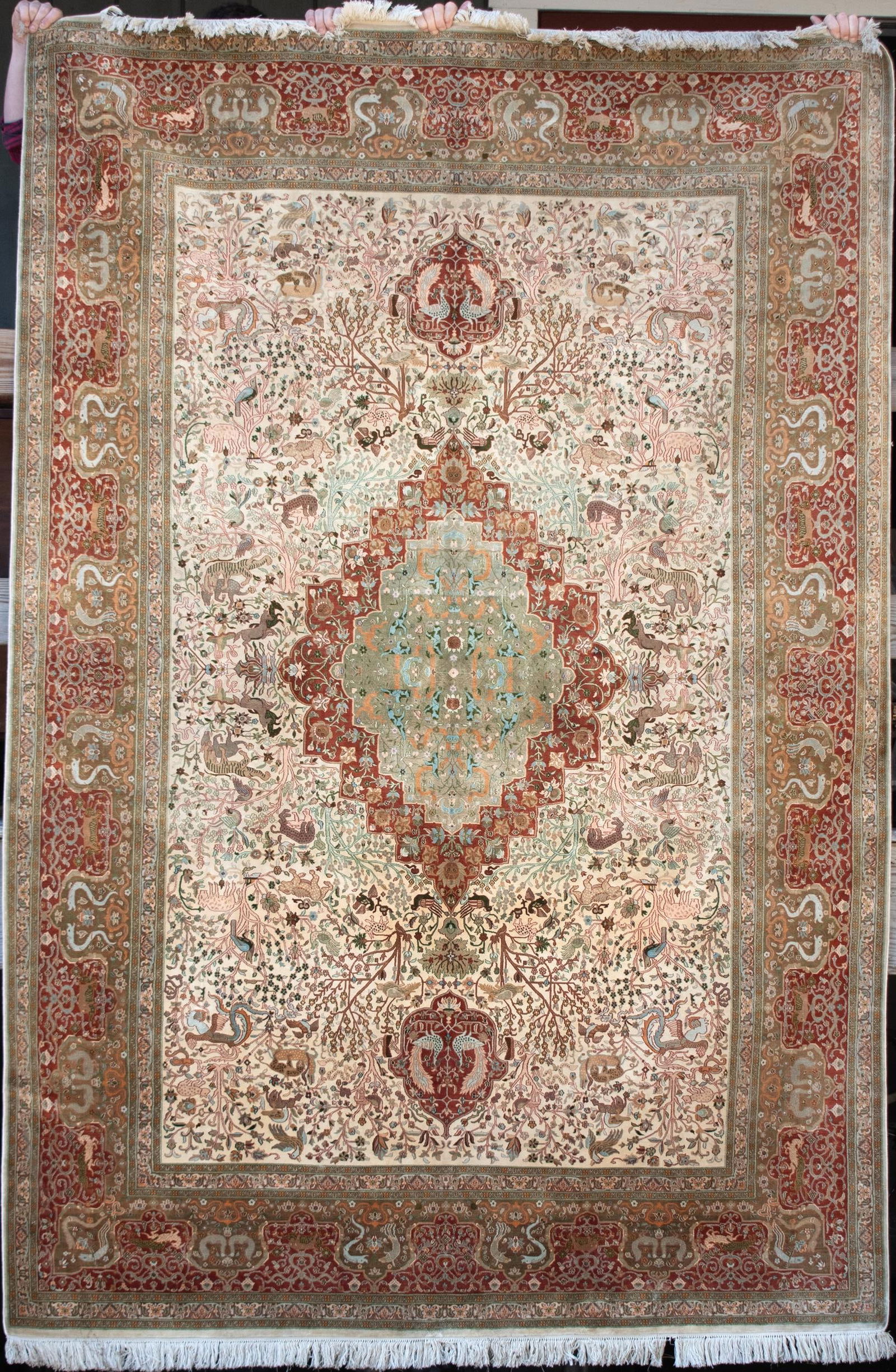 FINE PERSIAN SILK AREA RUG. (1 of 7)