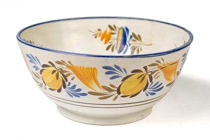 FINE 19TH C. ENGLISH PEARLWARE BOWL.
