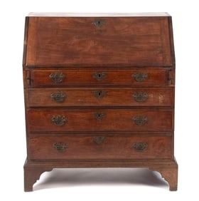 18TH C. MA CHIPPENDALE WALNUT SLANT LID DESK.