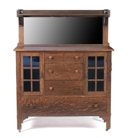 VINTAGE ARTS & CRAFTS OAK SIDEBOARD/BUFFET.