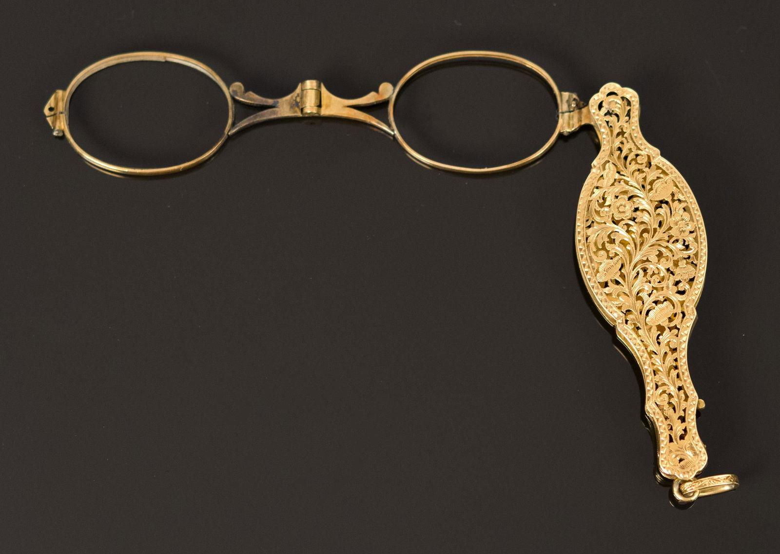 ANTIQUE GOLD FILIGREE LORGNETTES WITH BAIL. (1 of 4)