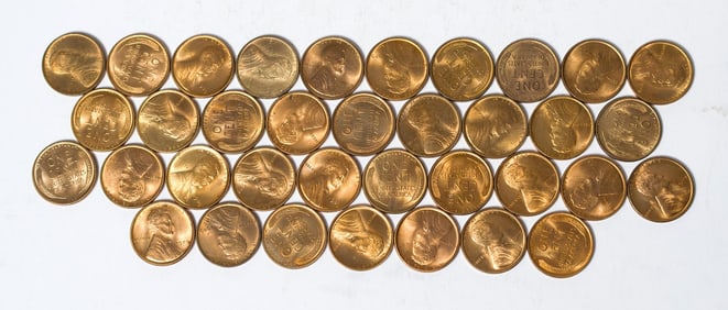 36 EARLY 20TH C. VDB LINCOLN CENT COINS.