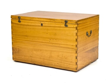 19TH C. CAMPHOR WOOD TRUNK.