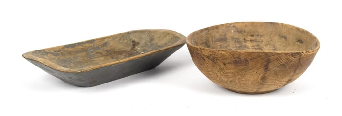 ANTIQUE WOODEN TRENCHER AND BOWL.
