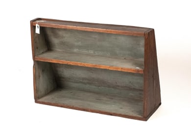 ANTIQUE PINE ANTIQUE HANGING SHELF.