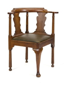 18TH C. BLACK WALNUT CORNER CHAIR, TIDEWATER, VA.