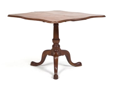 18TH C. MA QUEEN ANNE MAHOGANY TEA TABLE.