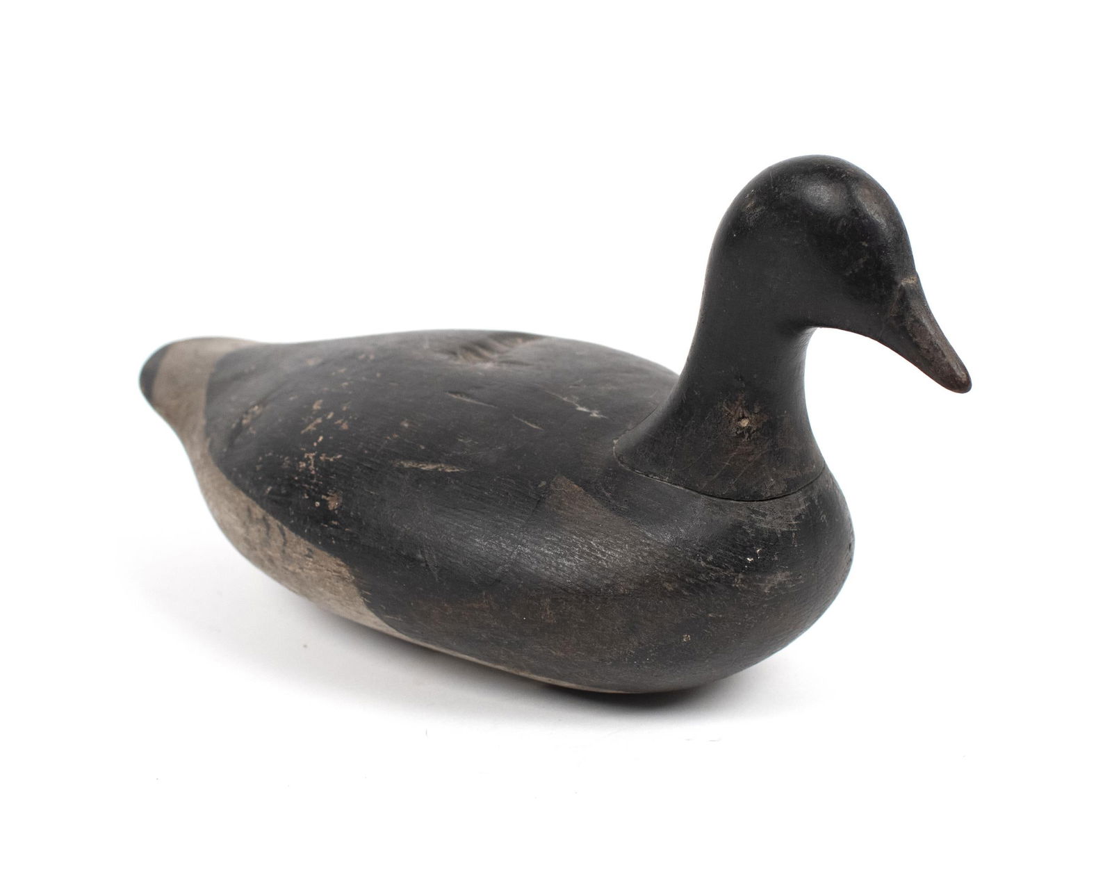 ANTIQUE CARVED PAINTED DUCK DECOY. (1 of 12)