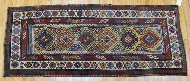 ANTIQUE ORIENTAL RUG/RUNNER.