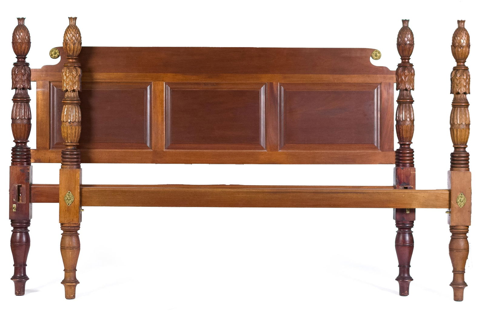 FEDERAL STYLE KING SIZE BED.: A Federal style King size mahogany four poster bed, with four 1830's pineapple carved posts, converted to king size with a paneled headboard and extended rails, 58.5”H x 84.5”W x 82.5̶