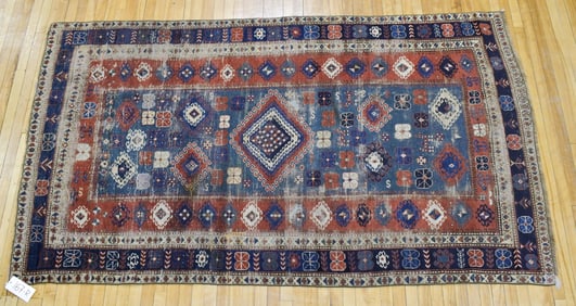 ANTIQUE ORIENTAL HALL RUG.