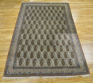VINTAGE ROOM SIZE RUG.