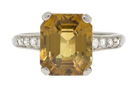 ANTIQUE PLATINUM CHRYSOBERYL & DIAMOND RING.