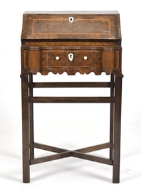DIMINUTIVE GEORGE I DESK ON LATER STAND.