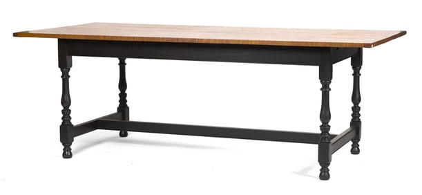 DUNCAN TINGLEY TIGER MAPLE DINING TABLE.
