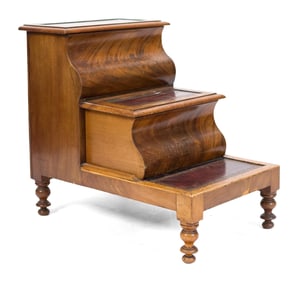 19TH C. REGENCY MAHOGANY LIBRARY STEPS.