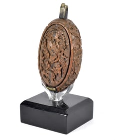 ANTIQUE CHINESE BOXWOOD TOBACCO BOX.