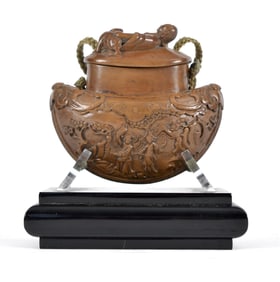 18TH C. CARVED BOXWOOD TOBACCO BOX.