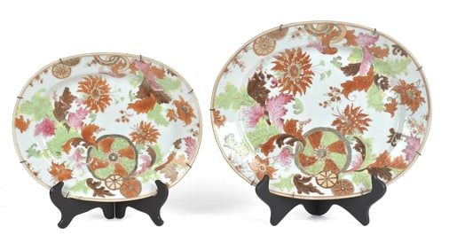 TWO ANTIQUE CHINESE OVAL TOBACCO LEAF PLATTERS.