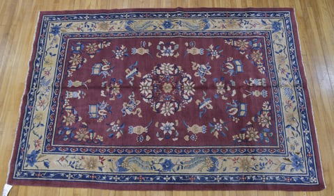 VINTAGE CHINESE RUG.