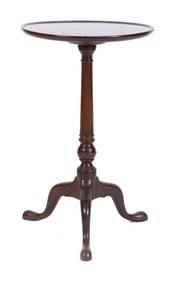 LATE 19TH C. QUEEN ANNE STYLE CANDLESTAND.