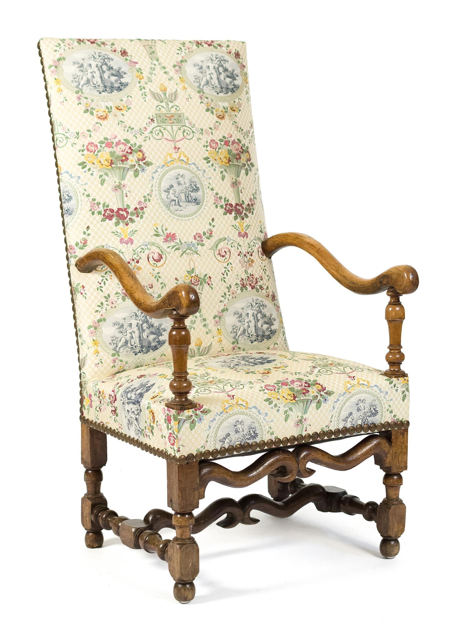 EARLY 18TH C. FRENCH WALNUT ARMCHAIR. (1 of 14)