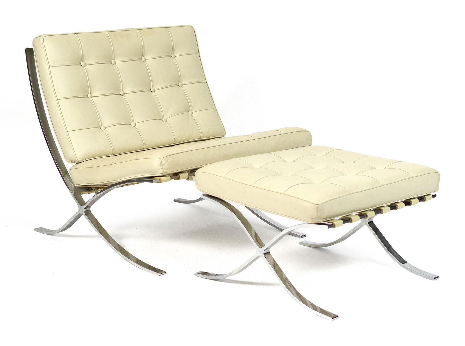 VINTAGE KNOLL STYLE BARCELONA CHAIR AND OTTOMAN. (1 of 15)