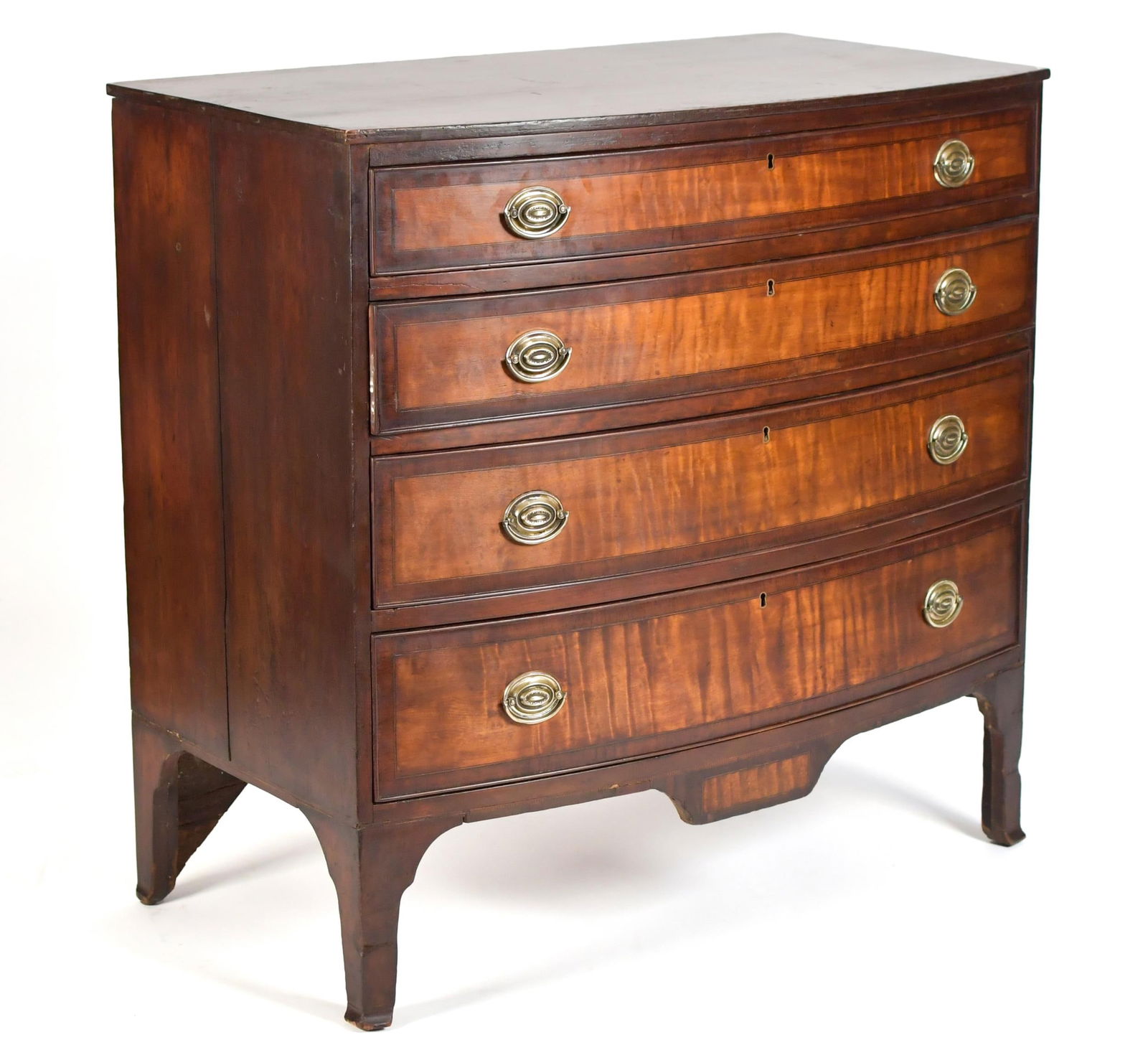 FEDERAL NEW HAMPSHIRE CURLY MAPLE BOW FRONT CHEST. (1 of 15)