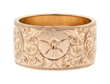 14K GOLD ENGLISH HAND ENGRAVED CIGAR BAND.