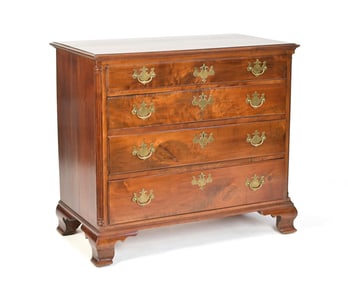 18TH C. PENNSYLVANIA CHIPPENDALE CHEST.
