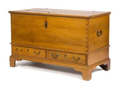 18TH C. CHIPPENDALE PA WALNUT DOWER CHEST.