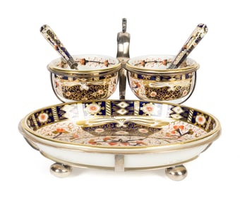 RARE ROYAL CROWN DERBY SAUCE SERVING SET.