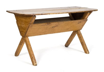 EARLY COUNTRY PINE SAW BUCK TABLE.